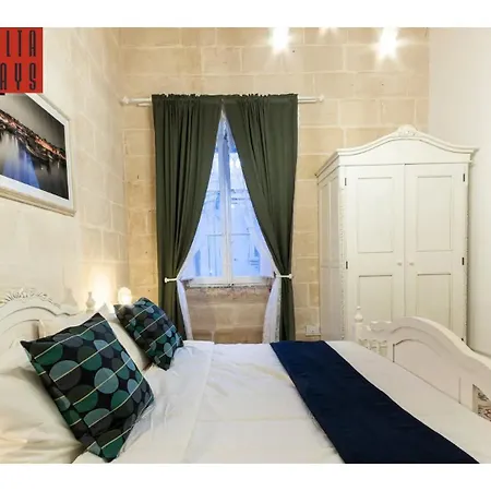 House Of By Holihomes