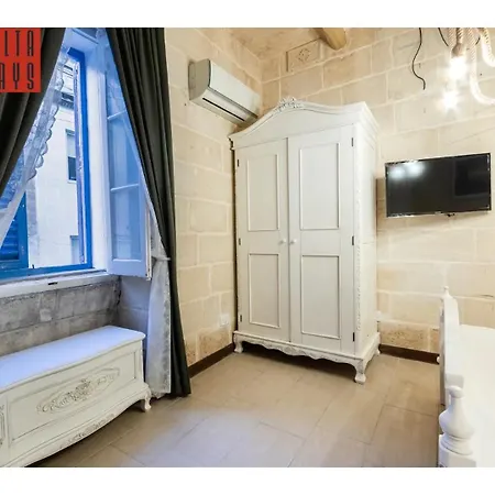 House Of By Holihomes * Sliema